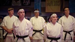 Смотреть на Лордфильм 2.0 Сериал Кобра Кай 2018